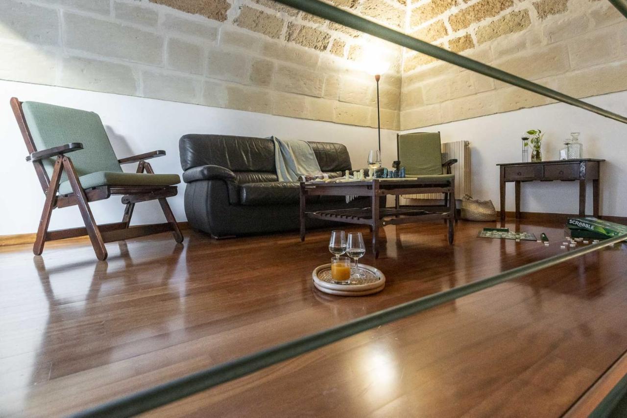 Terzo Campanello - Terrazza Nel Centro Storico Lägenhet Lecce Exteriör bild