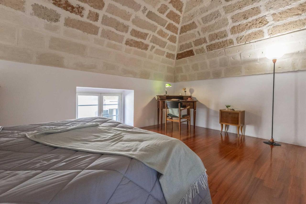 Terzo Campanello - Terrazza Nel Centro Storico Lägenhet Lecce Exteriör bild